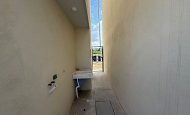 CASA EN RENTA, Agustina Ramirez #2659, Fracc. Buena Vista