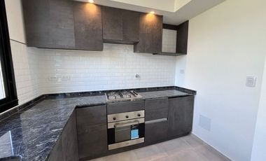 VENTA casa tipo duplex de tres domitorios galeria y jardin en Barrio Privado El Aljibe de Manzanares