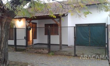 Correa 1125 - Luis Guillon