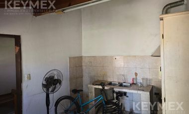 Venta de casa a refaccionar en Villa Ballester
