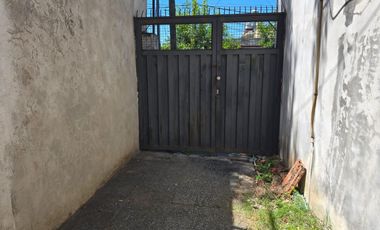 Venta de casa a refaccionar en Villa Ballester