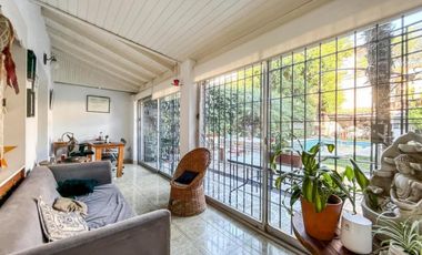 Casa en venta - 4 Dormitorios 4 Baños - Vicente López