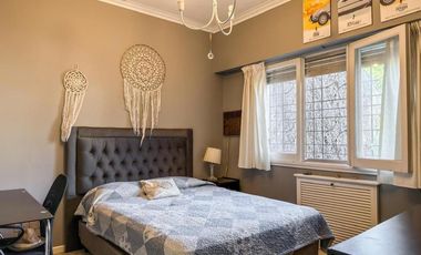 Casa en venta - 4 Dormitorios 4 Baños - Vicente López