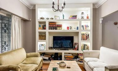 Casa en venta - 4 Dormitorios 4 Baños - Vicente López