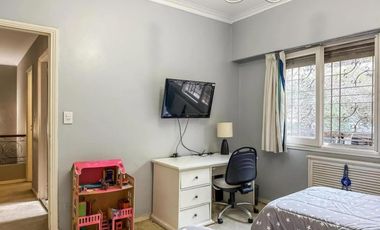 Casa en venta - 4 Dormitorios 4 Baños - Vicente López