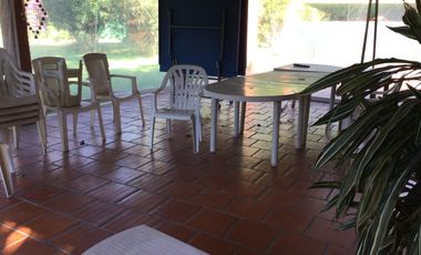 Terreno a media cuadra de Panamericana