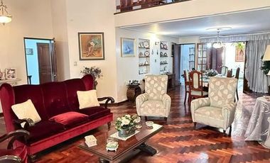 Importante casa de 4 dormitorios en VENTA sobre Av. Mate de Luna al 4400, Parque Guillermina, SMT