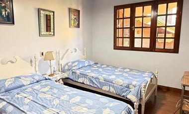 Importante casa de 4 dormitorios en VENTA sobre Av. Mate de Luna al 4400, Parque Guillermina, SMT