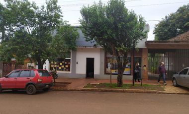 vendo o permuto Locales y vivienda  calle Belgrano Apostoles