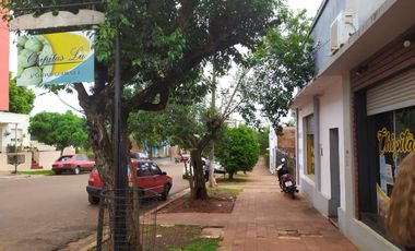 vendo o permuto Locales y vivienda  calle Belgrano Apostoles