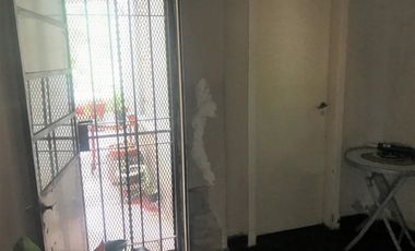 Casa. 3 dormitorios.2 baños.Fondo.Quincho.Parrilla.Cochera.Bernal Este