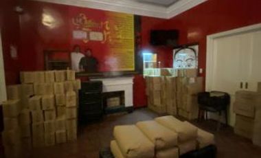 Casa ideal locales en inmejorable zona de Lomas