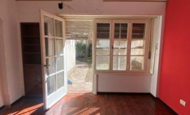 Casa ideal locales en inmejorable zona de Lomas