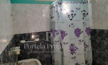 CASA DE 3 AMBIENTES EN ALQUILER CASTELAR