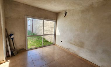 Oportunidad en Casa a terminar apta credito hipotecario