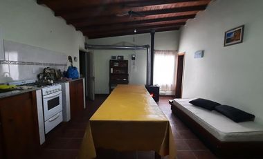 Casa en venta - 2 Dormitorios 1 Baño - Cochera - 637Mts2 - Necochea