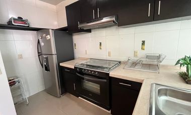 CASA EN RENTA, VALLE DORADO, REMODELADA DE UN NIVEL.