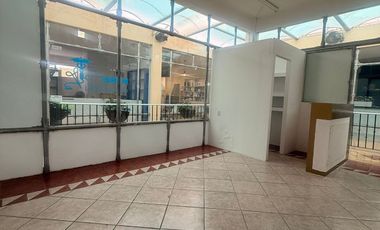 𝗟𝗢𝗖𝗔𝗟𝗘𝗦 𝗖𝗢𝗠𝗘𝗥𝗖𝗜𝗔𝗟𝗘𝗦 𝗘𝗡 𝗥𝗘𝗡𝗧𝗔 – 𝗭𝗢𝗡𝗔 𝗨𝗔𝗤