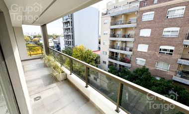 Venta Departamento tres Ambientes Mataderos Balcón frente toilette Cochera