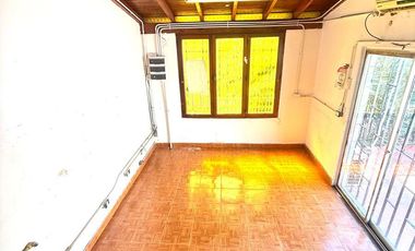 CASA  EN ALQUILER .APTO COMERCIAL IDEAL GASTRONOMICO