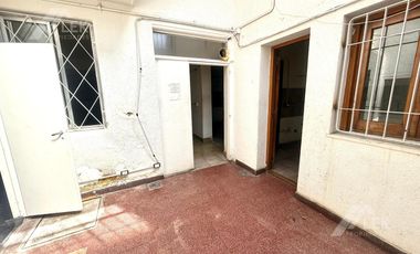 CASA  EN ALQUILER .APTO COMERCIAL IDEAL GASTRONOMICO