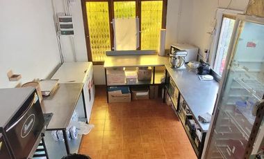 CASA  EN ALQUILER .APTO COMERCIAL IDEAL GASTRONOMICO