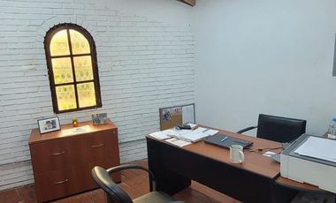 CASA  EN ALQUILER .APTO COMERCIAL IDEAL GASTRONOMICO