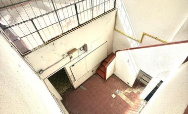 CASA  EN ALQUILER .APTO COMERCIAL IDEAL GASTRONOMICO