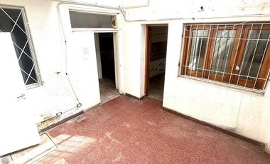 CASA  EN ALQUILER .APTO COMERCIAL IDEAL GASTRONOMICO