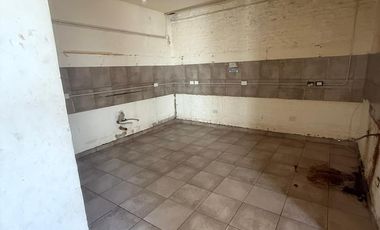 CASA  EN ALQUILER .APTO COMERCIAL IDEAL GASTRONOMICO
