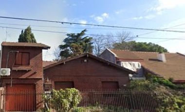 Casa en venta - 6 Dormitorios 4 Baños - General San Martín