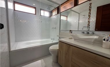 Se arrienda casa campestre en Parcelacion  paulandia  - Via Retiro