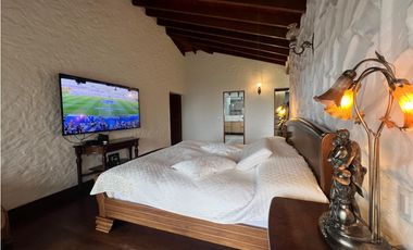 Se arrienda casa campestre en Parcelacion  paulandia  - Via Retiro