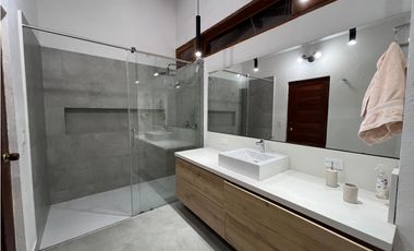 Se arrienda casa campestre en Parcelacion  paulandia  - Via Retiro