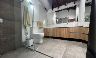 Se arrienda casa campestre en Parcelacion  paulandia  - Via Retiro