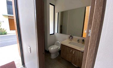 Casa en venta en conjunto Oikos Savanna, cajica