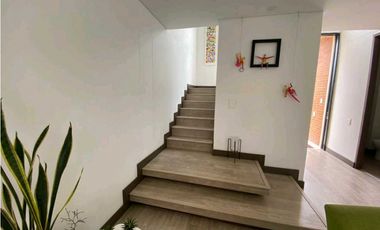 Casa en venta en conjunto Oikos Savanna, cajica