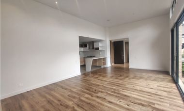 GIA 245. Casa en venta, Ponte Verdi- Cota