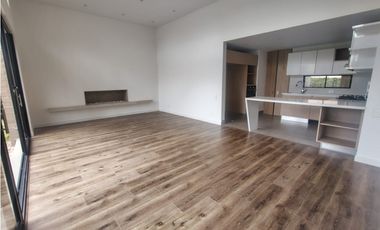 GIA 245. Casa en venta, Ponte Verdi- Cota