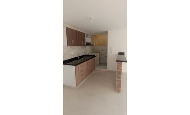 SE VENDE   APARTAMENTOEN EL EDIFICIO BRUCELAS VILLAMIL /GIRON.