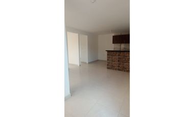 SE VENDE   APARTAMENTOEN EL EDIFICIO BRUCELAS VILLAMIL /GIRON.