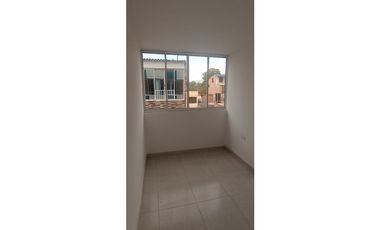 SE VENDE   APARTAMENTOEN EL EDIFICIO BRUCELAS VILLAMIL /GIRON.