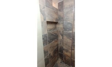 SE VENDE   APARTAMENTOEN EL EDIFICIO BRUCELAS VILLAMIL /GIRON.