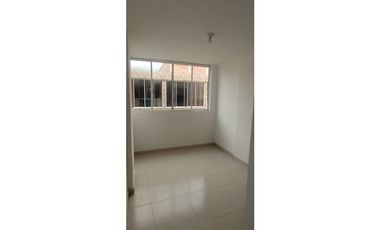 SE VENDE   APARTAMENTOEN EL EDIFICIO BRUCELAS VILLAMIL /GIRON.