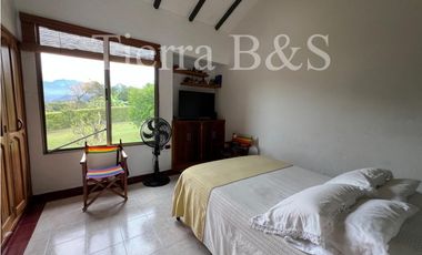 CASA CAMPESTRE CONDOMINIO MIRALOMAS DE HOLANDA