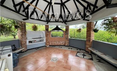 CASA CAMPESTRE CONDOMINIO MIRALOMAS DE HOLANDA