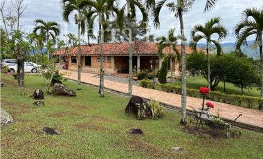 CASA CAMPESTRE CONDOMINIO MIRALOMAS DE HOLANDA