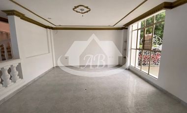 CASA COMERCIAL EN ARRIENDO BARRIO LA CASTELLANA | 373