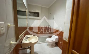CASA COMERCIAL EN ARRIENDO BARRIO LA CASTELLANA | 373