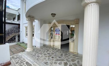 CASA COMERCIAL EN ARRIENDO BARRIO LA CASTELLANA | 373